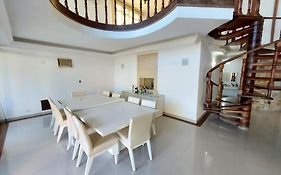Pé na Areia House